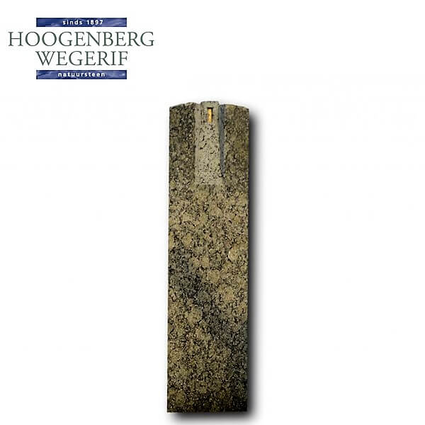 Groen graniet grafmonument met beeldhouwwerk