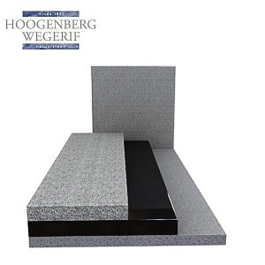 Grafmonument samengesteld uit massief granieten platen