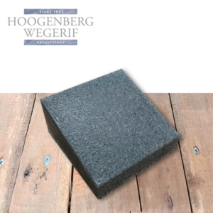 Bijzetsteen lessenaar