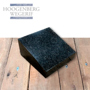 Bijzetsteen lessenaar Impala