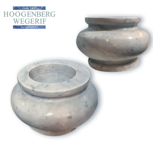 Brede grafvaas marmer