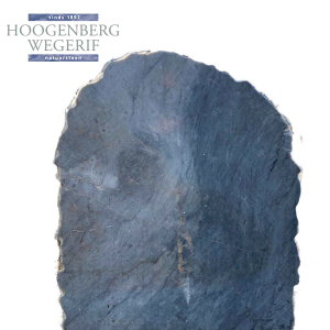 Black storm met ruw gekapte rand