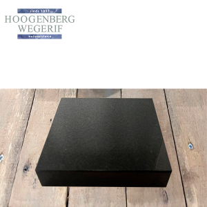 Sokkel zwart graniet
