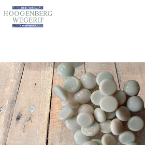 I Porseleinen stenen wit